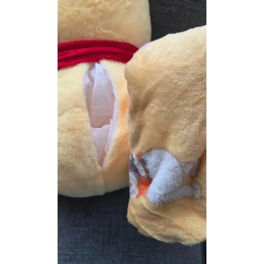 Winnie the Pooh Blanket Inside Plush Toy 40x60 Heart Zip Storage Pillow NWOT
